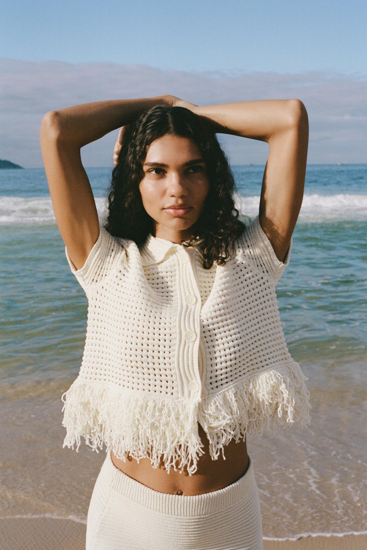 Checked Knit Vest with Fringe