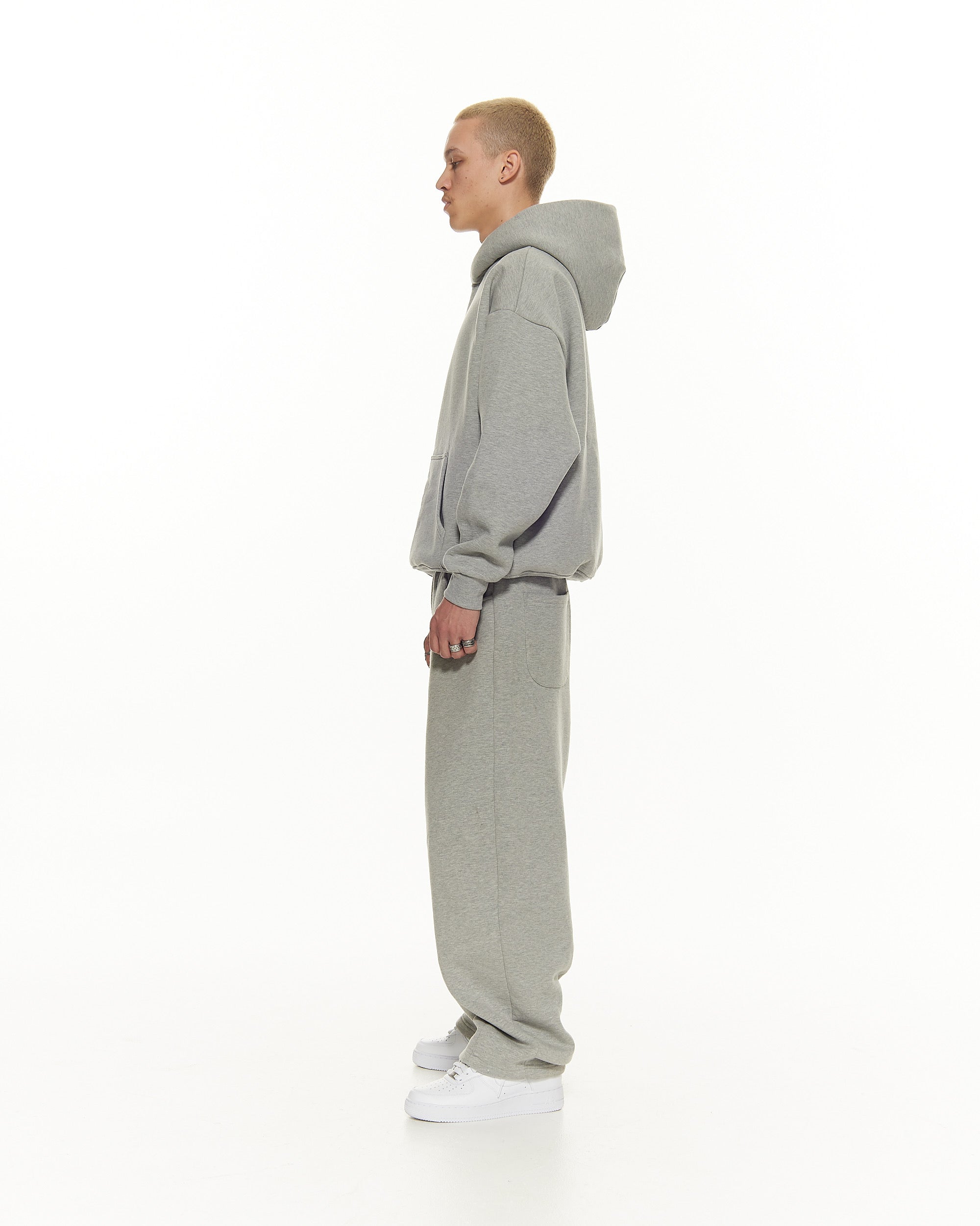 Comfort Joggers – Straight Fit – Gray